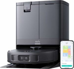 Robot aspirapolvere eufy X10 Pro Omni in azione su pavimento
