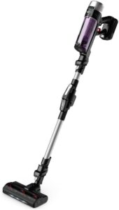 Aspirapolvere Rowenta Steelstofzuiger XForce Flex 09.60 100AW (RH2037WO) in azione, con design flessibile e prestazioni elevate.  