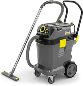 Aspirapolvere Kärcher NT 50/1 Tact Te L 50L in azione, ideale per pulizie professionali
