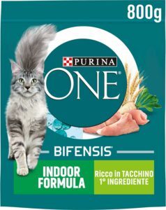 Crocchette PURINA ONE Bifensis Indoor Formula per gatti d’appartamento.