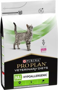 Cibo ipoallergenico Purina PRO Plan Veterinary Diets Feline HA per la salute dei gatti sensibili.