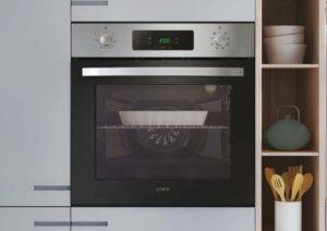 Forno elettrico ventilato Candy FIDC X605IT 65L, elegante e risparmio energetico
