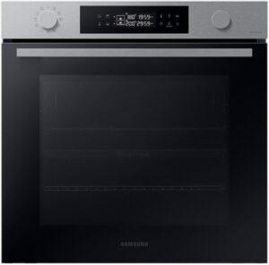 Forno Samsung NV7B4430YAS/U1 76L in un ambiente moderno, con display digitale e capacità ampia