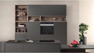 Forno Hotpoint FI9 891 Sh IX HA con design in metallo, capacità 73 litri e classe energetica A+