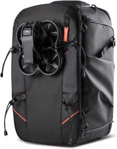 Zaino impermeabile PGYTECH per drone, ideale per proteggere il drone e gli accessori durante i viaggi.