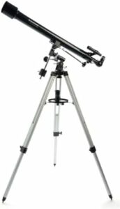 Telescopio Celestron PowerSeeker 60EQ in primo piano, obiettivo da 60 mm