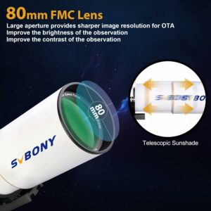 Svbony SV503 Telescopio Rifrattore posizionato contro uno sfondo stellato, evidenziando la sua struttura e lenti