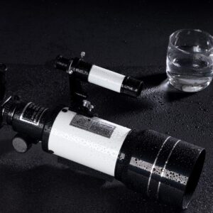Telescopio Ultra HD 150X 70mm osservando il cielo notturno