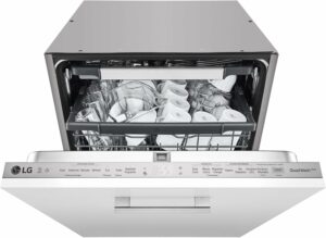 Lavastoviglie LG DB325TXS a scomparsa totale con sistema QuadWash e Wi-Fi SmartThinQ