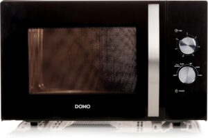 Microonde Oven 30L Solo/DO2431 DOMO in cucina, con un design moderno e funzionalità avanzate
