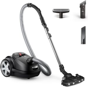 Aspirapolvere Philips con sacco serie 8000 Performer LED in azione, motore potente da 900W e spazzola TriActive+ LED