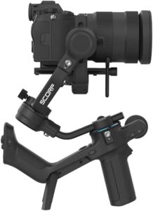 FeiyuTech SCORP-C, il miglior stabilizzatore 3 assi per fotocamere Canon, Sony, Nikon e Fujifilm, compatibile fino a 2,5 kg di carico utile.