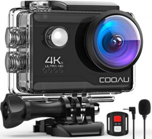 COOAU Action Cam HD 4K, fotocamera impermeabile con microfono esterno e telecomando, perfetta per video sott'acqua e outdoor.