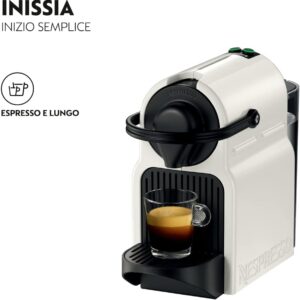 Nespresso Inissia XN1001, la macchina da caffè compatta e potente di Krups in bianco, ideale per gli amanti del caffè espresso.
