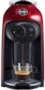 Lavazza a Modo Mio Idola Macchina Caffè, Touch, 1.1 L, Red Fire, design elegante e funzionale, ideale per preparare caffè di qualità