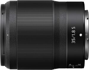 Nikon Nikkor Z 35 mm f/1.8 S - Obiettivo per fotocamere Nikon Z, nero, in primo piano