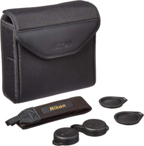 Binocolo Nikon Action EX CF 12X50, con ingrandimento 12x e lenti da 50 mm, ideale per escursioni e osservazioni a lunga distanza