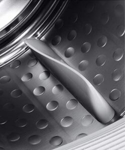AEG T8DBE843 Asciugatrice a Condensazione con Pompa di Calore, 8 Kg, Classe A++ in azione