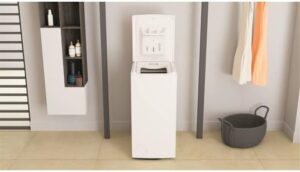 Whirlpool Lavatrice Top 6kg 1200 giri TDLR6242SFR/N in primo piano, con design compatto e funzionalità avanzate