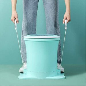 Mini lavatrice portatile verde con manovella e centrifuga, ideale per spazi ridotti e campeggi