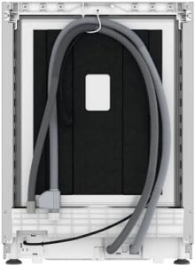 Lavastoviglie Whirlpool W7I HT58 T, elegante e funzionale, con installazione scomparsa totale e capacità di 15 coperti.