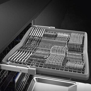 Smeg LSP382CX Lavastoviglie 13 Coperti Classe C Inox, perfetta per famiglie moderne con un design elegante e prestazioni eccezionali