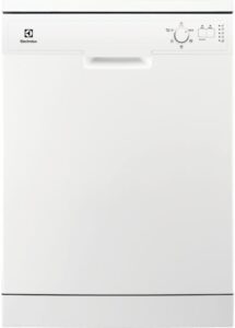 Lavastoviglie Electrolux ESA17210SW in cucina, 60 cm, 13 posate, con sistema di asciugatura AirDry