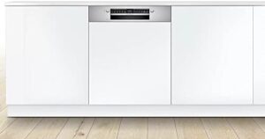 Bosch lavastoviglie 60cm 12c 46db integrabile con fascia inox smi4its10e, vista laterale del prodotto con fascia inox in cucina