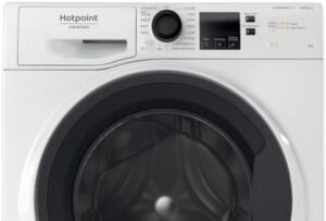 Lavatrice Hotpoint NF86WK IT a libera installazione, perfetta per famiglie, con centrifuga a 1400 giri e classe energetica A.