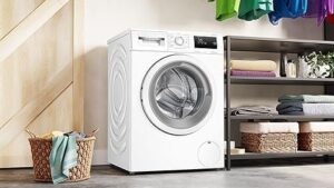 Bosch WAN24009II Serie 4, lavatrice a carica frontale, capacità 9 kg, riduzione pieghe, programma Hygiene Plus