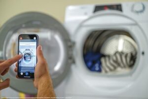 Asciugatrice Candy RapidÓ ROE H8A2TCEX-S con Wi-Fi, Alexa, Google Home e 7 programmi rapidi