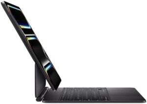 Apple Magic Keyboard per iPad Pro 13" (M4), comodissima per scrivere, trackpad integrato, tasti funzione, Italiano - Nero